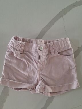 GAP shorts